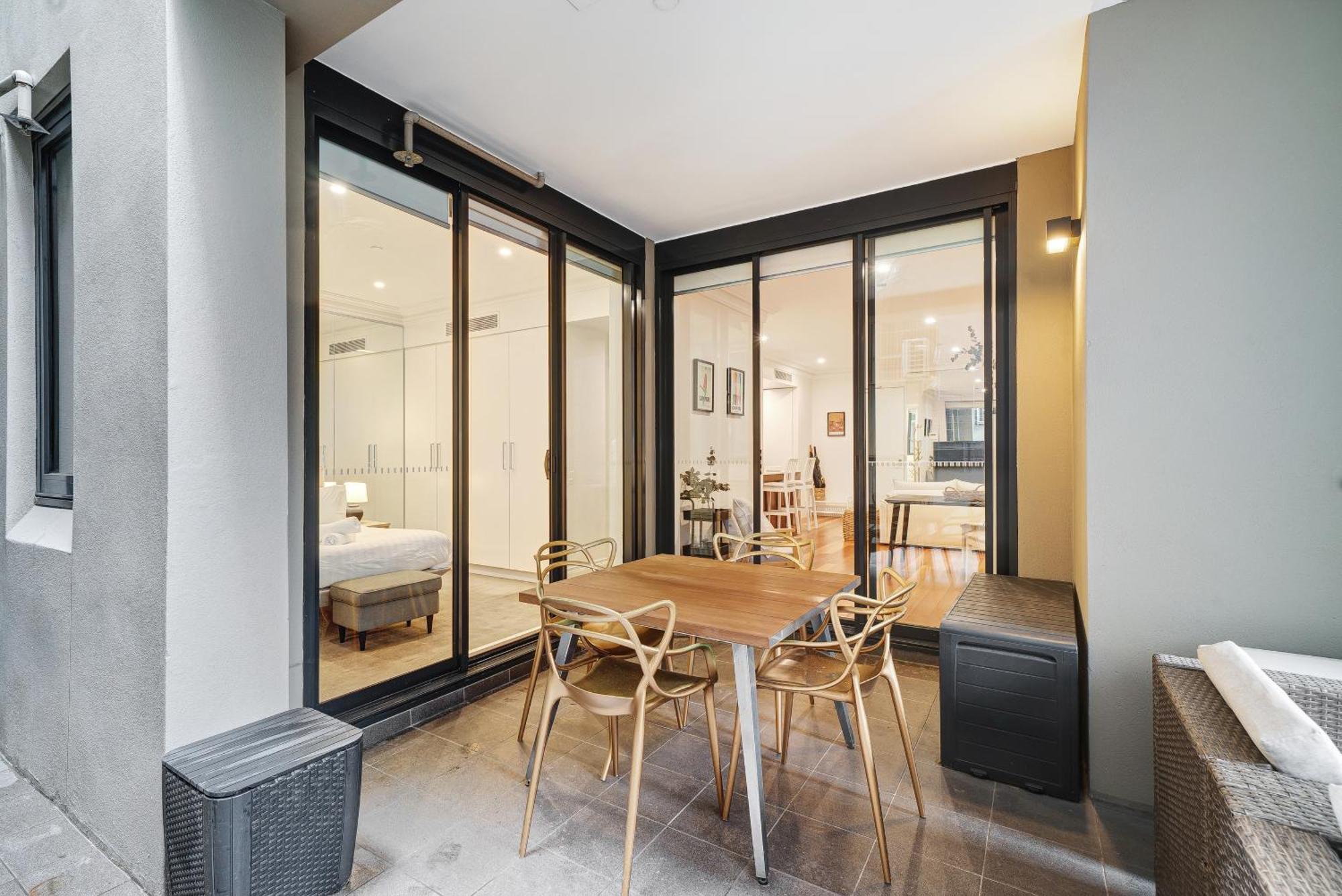 Stylish Escape With Private Courtyard Sydney
